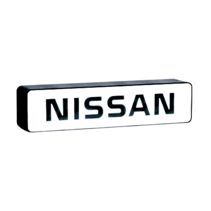 Lightbox Nissan